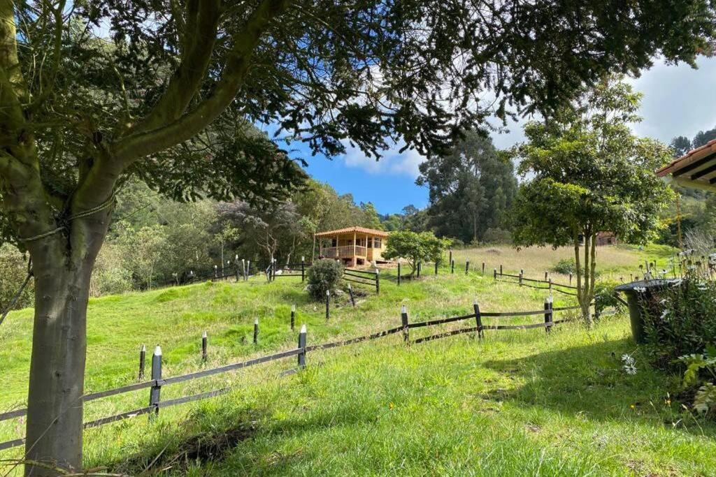 Un Refugio En Las Montanas De Tabio Villa Luaran gambar