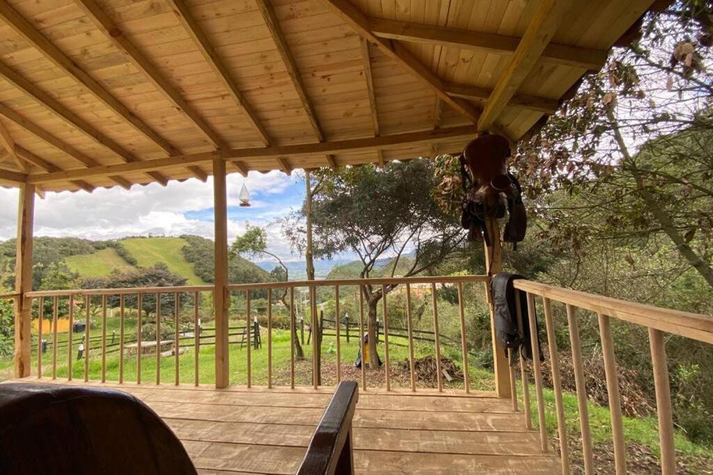 Un Refugio En Las Montanas De Tabio Villa Luaran gambar